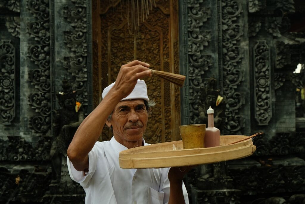 Bali Temple Etiquette