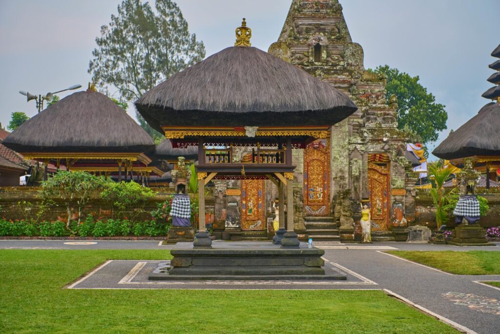 Bali Temple Etiquette