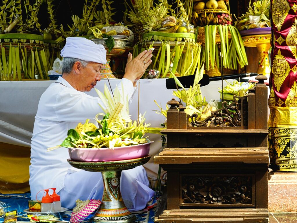 Bali Temple Etiquette