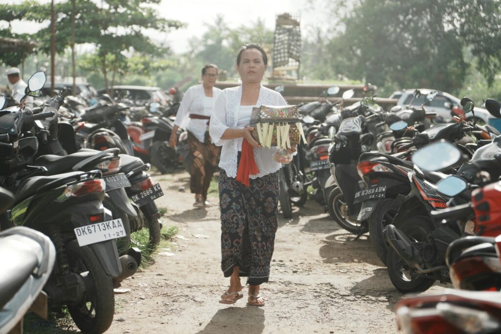 Bali Temple Etiquette